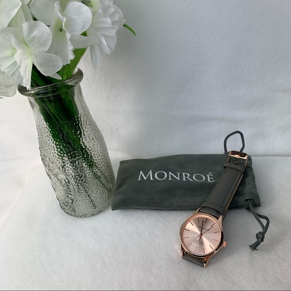 Monroe Sunburst Rose Gold Maestro Womens Watch NWT - Picture 2 of 7